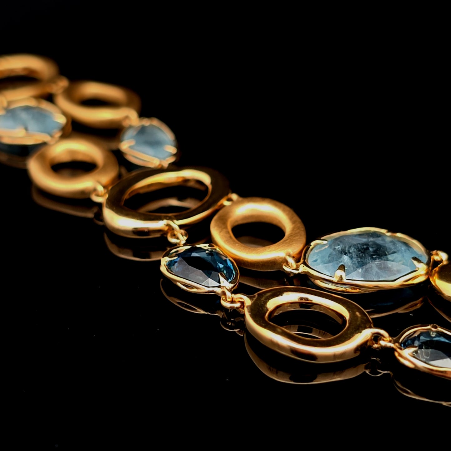 kleur steen geel gouden armband