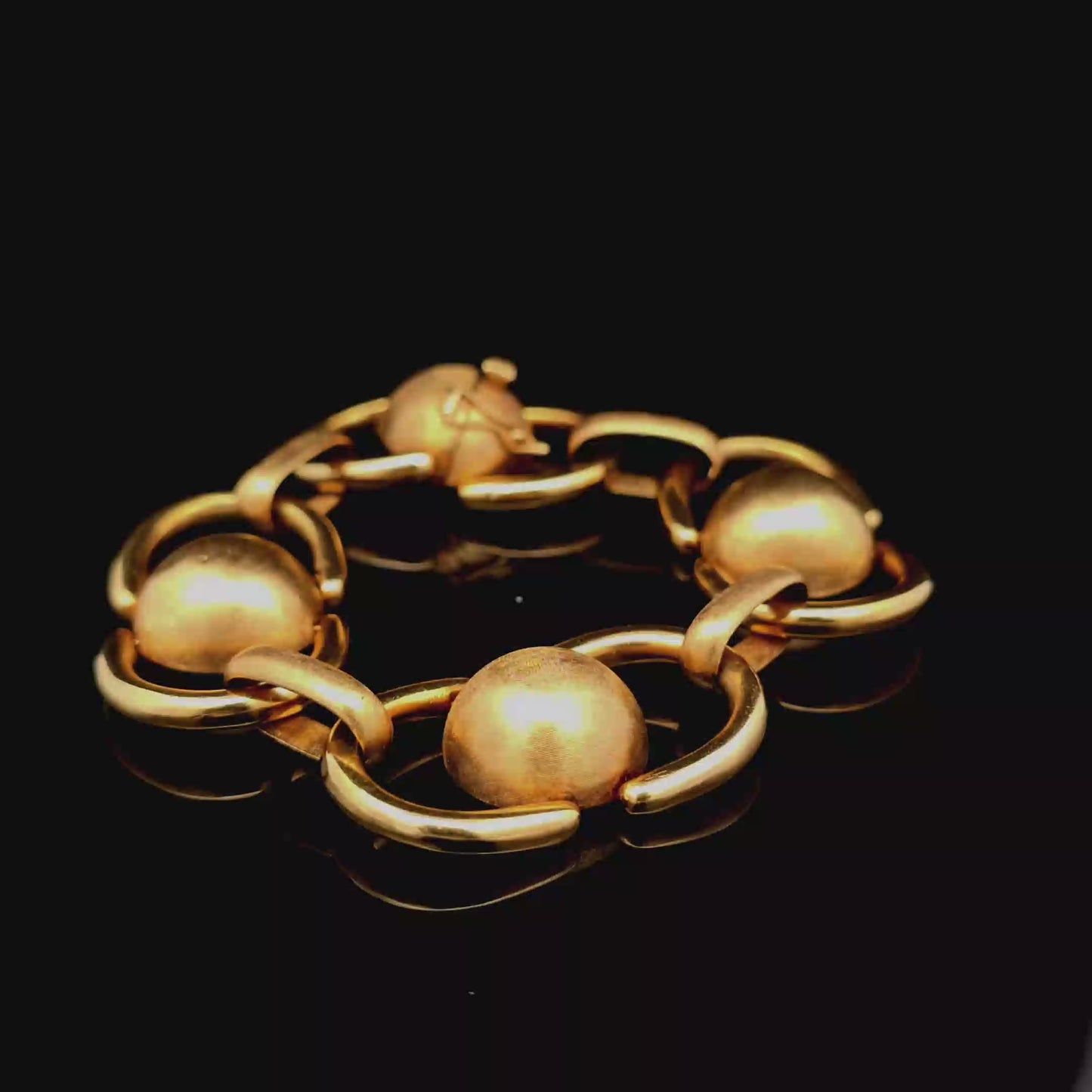 Textured Dome Link Chain Bracelet in Matte Yellow Gold
