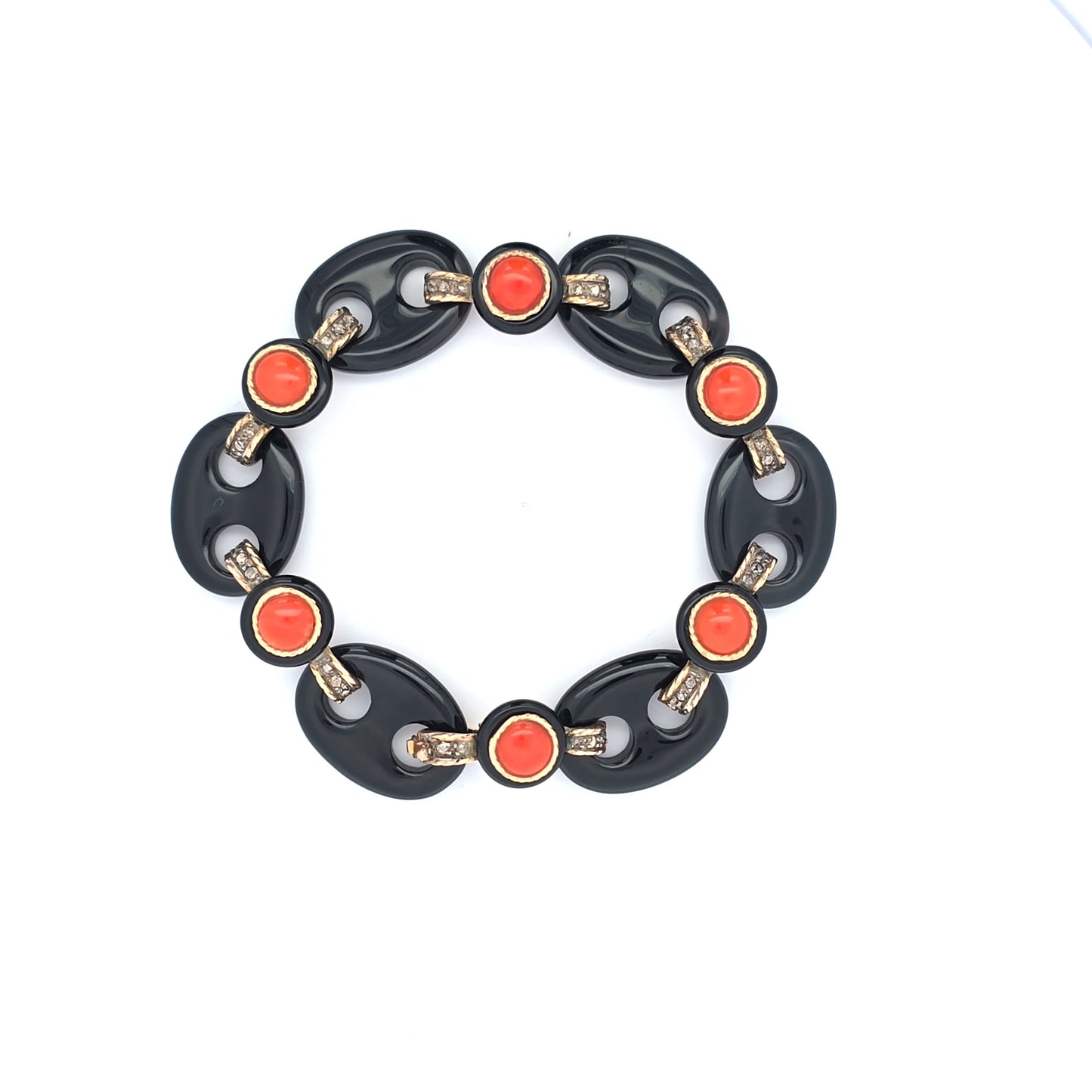 Onix Chain Bracelet with Cabochon Coral Accents