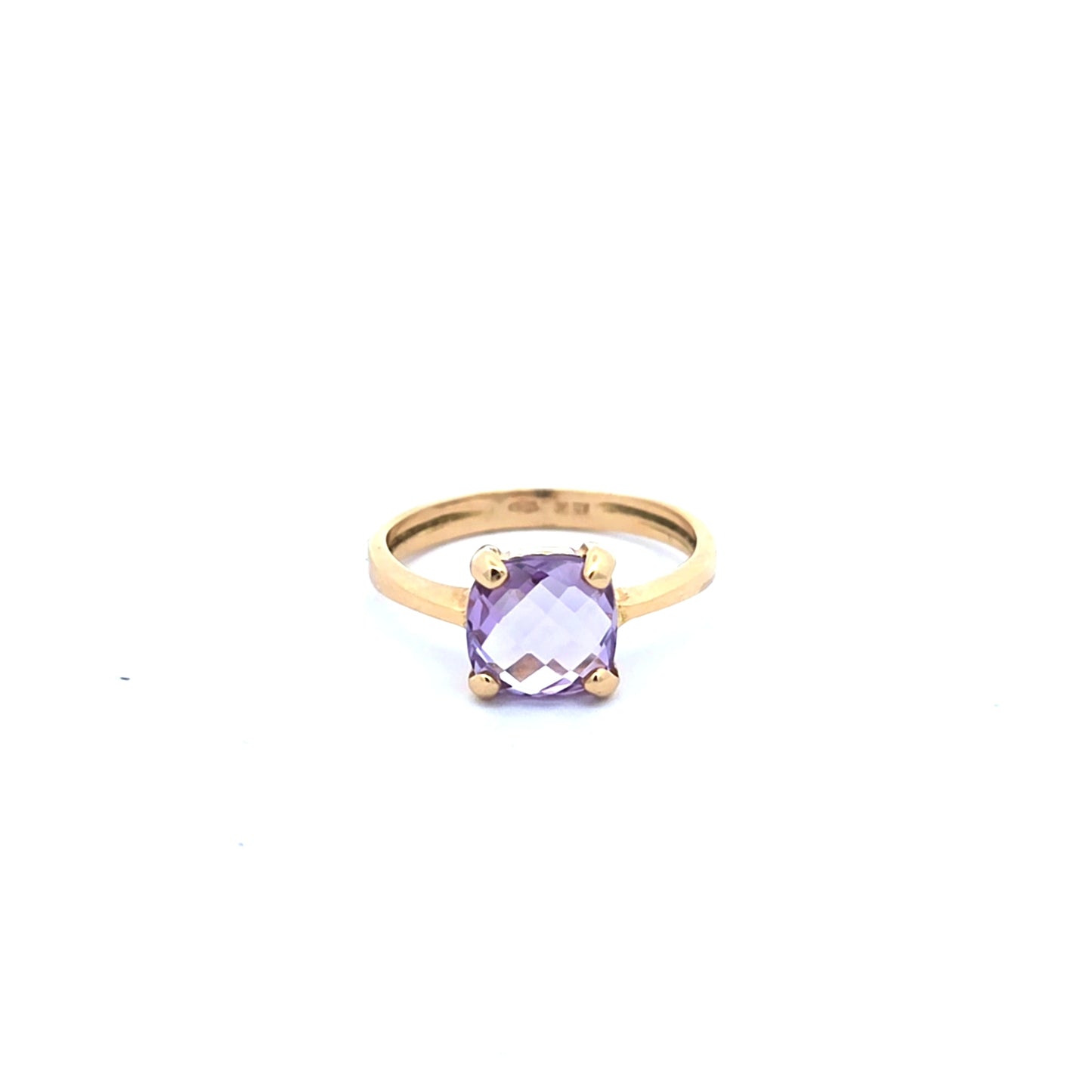 18k Yellow Gold Ring with Cushion Cut Amethyst Solitaire