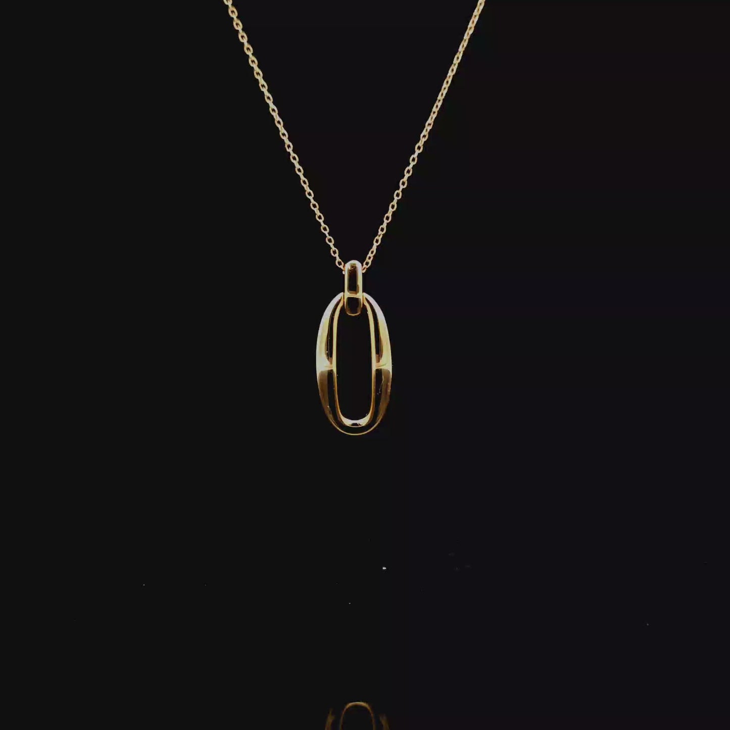 Paroni & Parise 18k Yellow Gold Elongated Oval Link Pendant Necklace